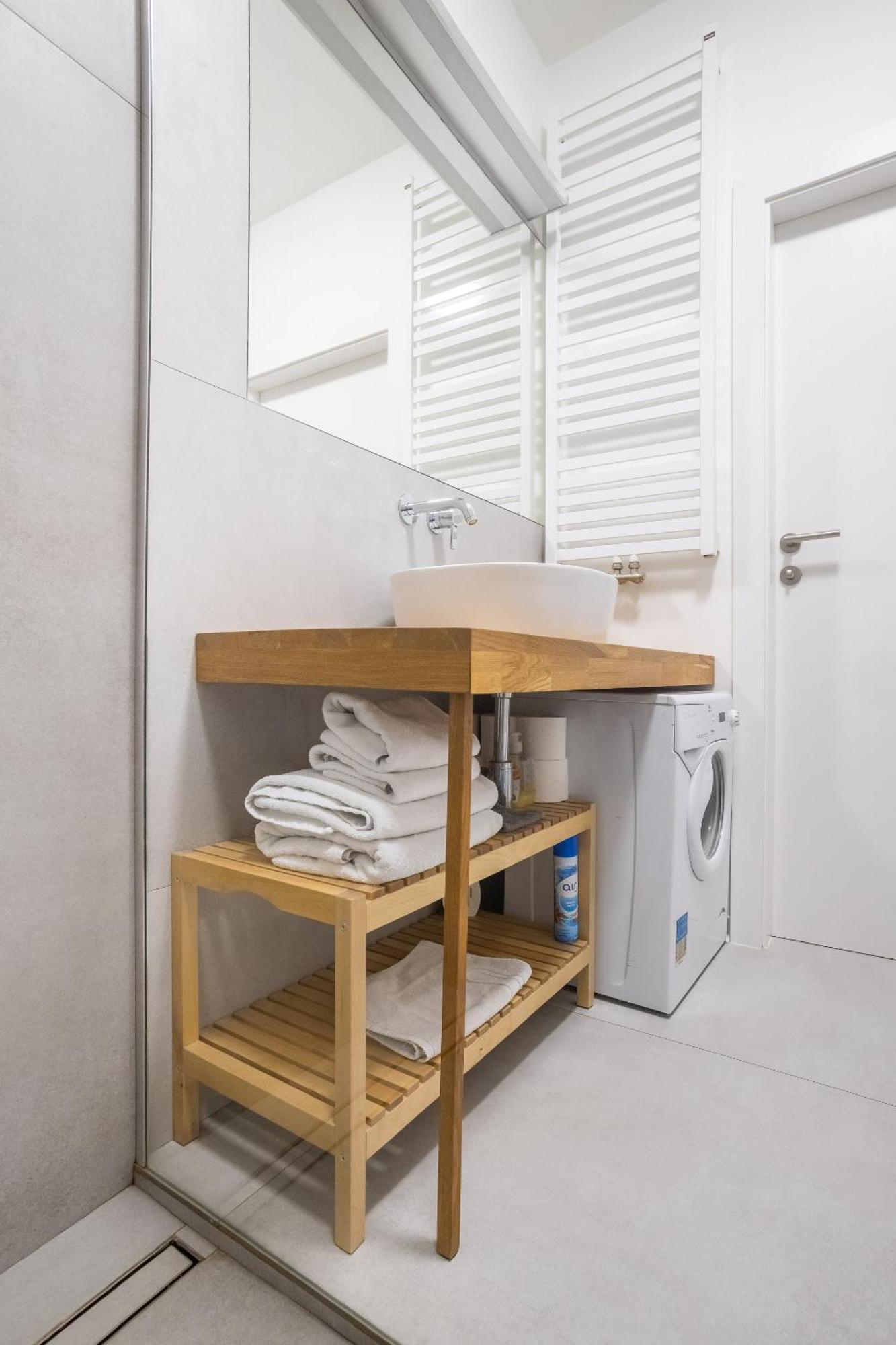 Apartamenty Towarowa 포즈난 외부 사진