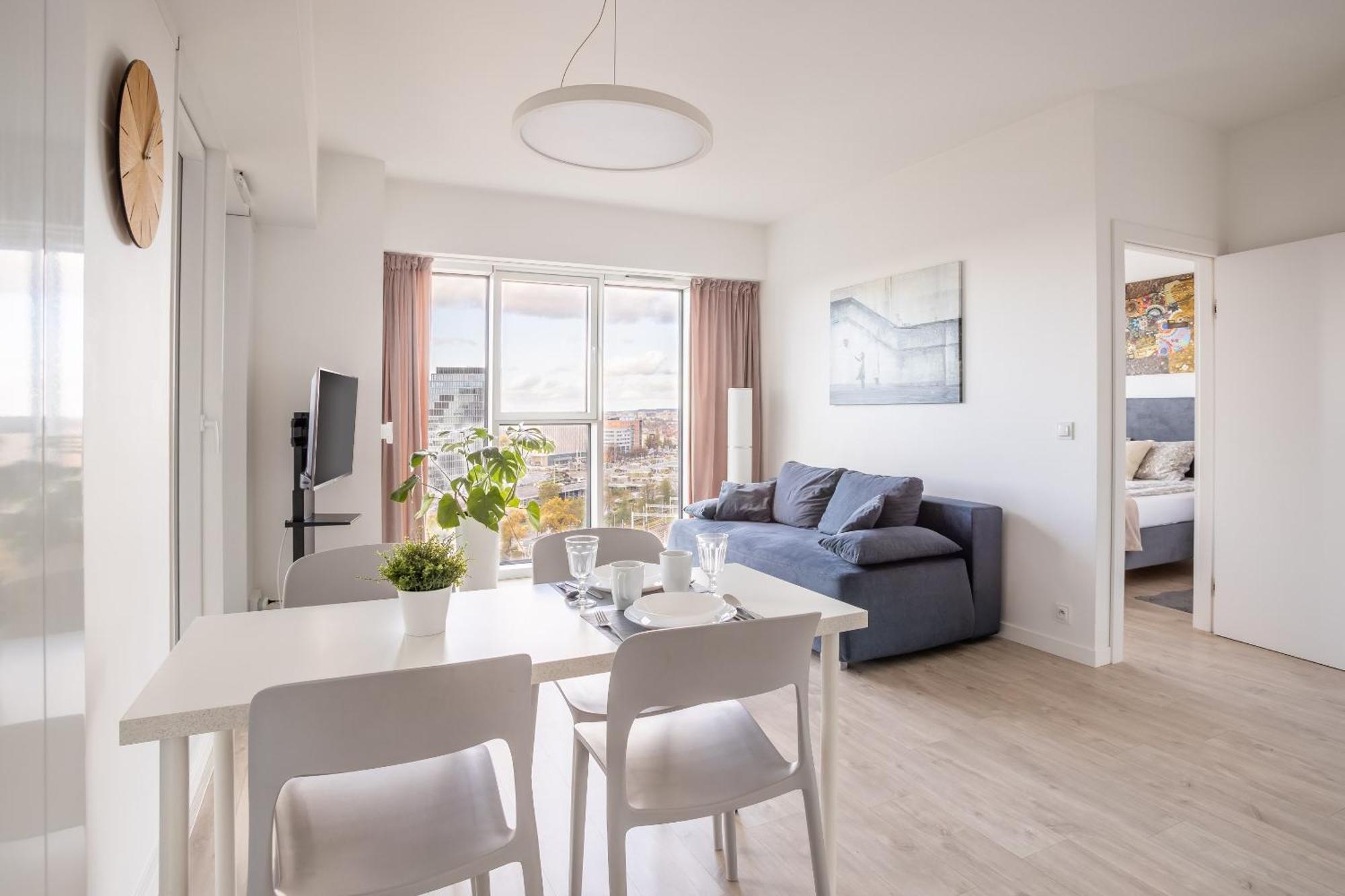 Apartamenty Towarowa 포즈난 외부 사진